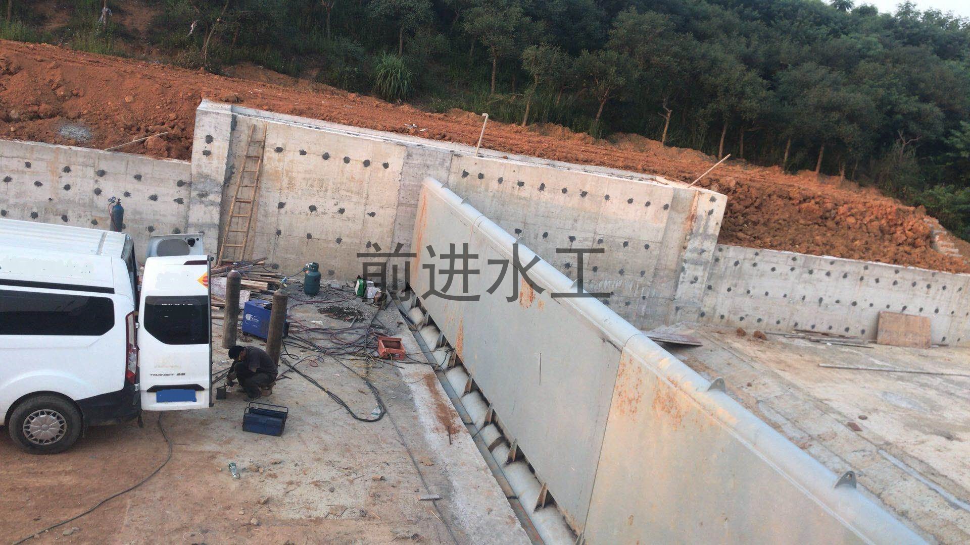 鋼壩廠家批發價格